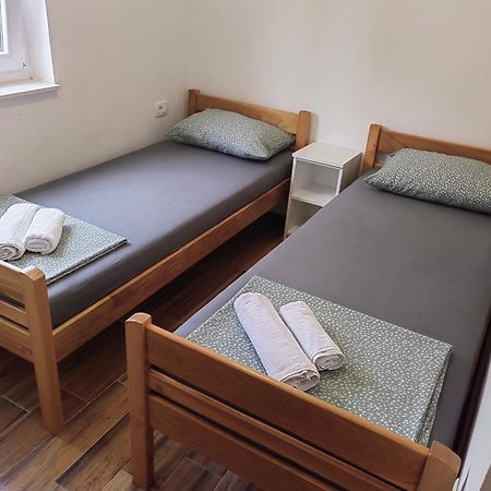 Holiday Home Visnja Nin Luaran gambar