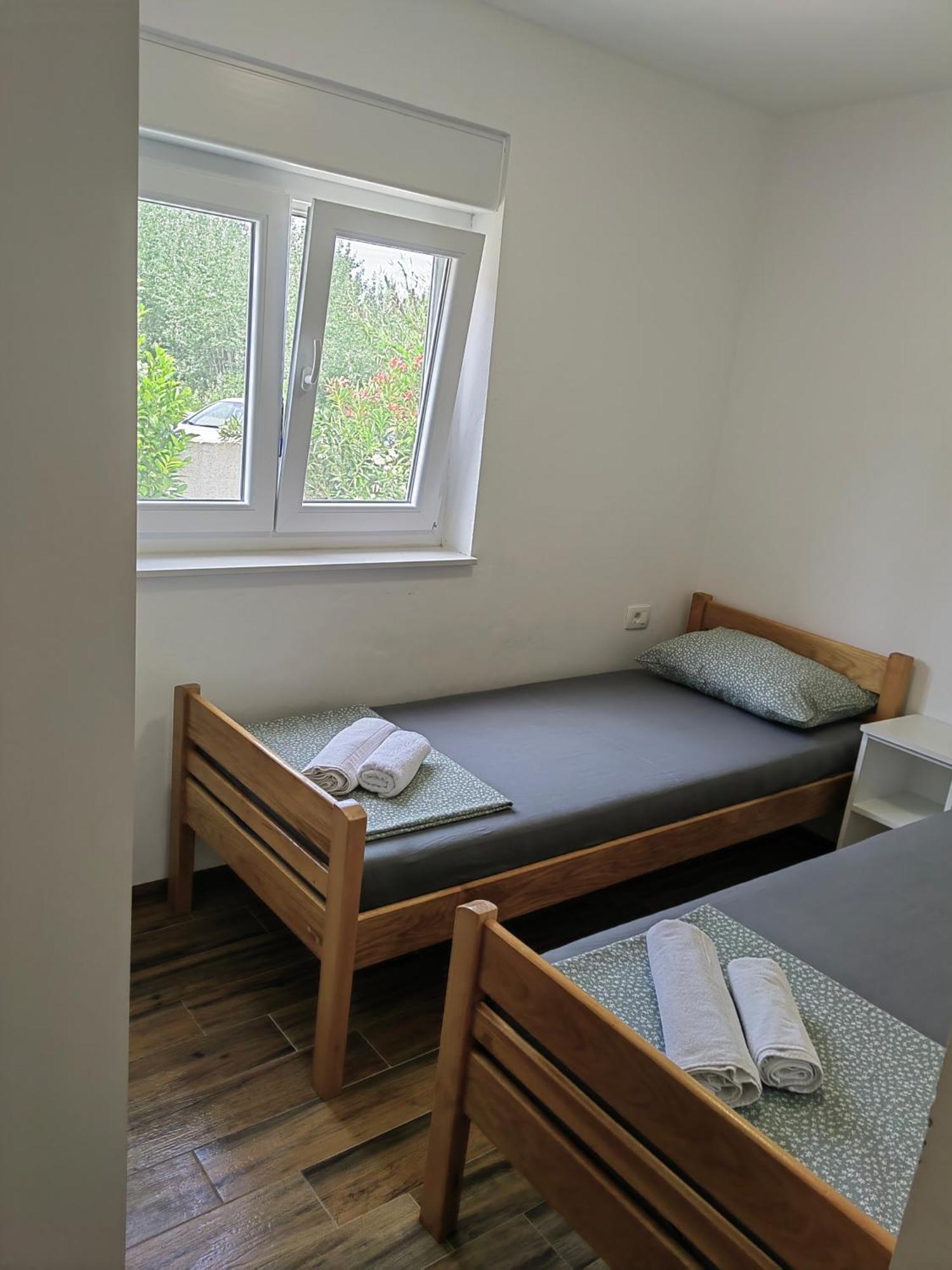 Holiday Home Visnja Nin Luaran gambar