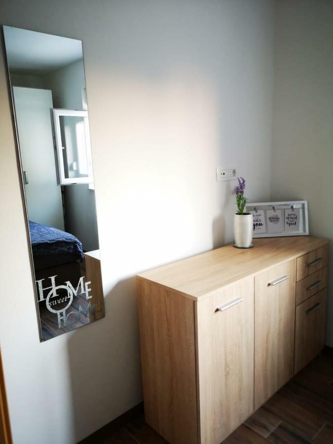 Holiday Home Visnja Nin Luaran gambar